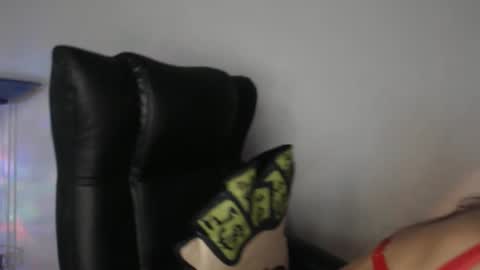    online show from November 28, 11:18 pm