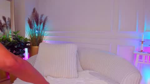 rachel_quinn_ online show from February 20, 6:26 am