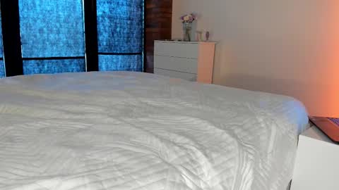 Sherryl online show from February 24, 9:18 am