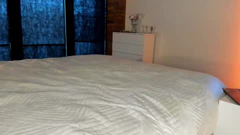 Sherryl online show from February 27, 9:42 am