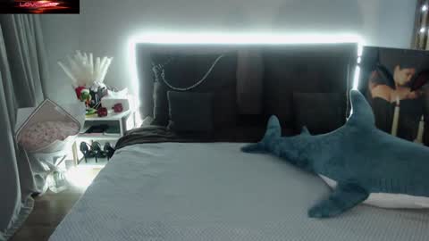 Call me Miss. online show from December 20, 3:53 pm