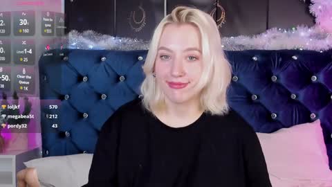 Snapshot of rachelcart chatting on December 24, 10:44 am RachelCart online show from December 24, 10:44 am