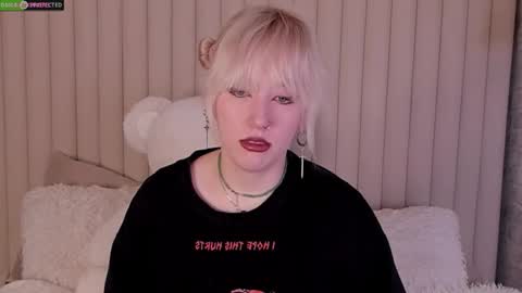 Snapshot of rachelcart chatting on September 13, 3:17 am RachelCart online show from September 13, 3:17 am