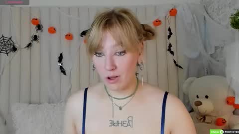 Snapshot of rachelcart chatting on October 20, 3:07 am RachelCart online show from October 20, 3:07 am