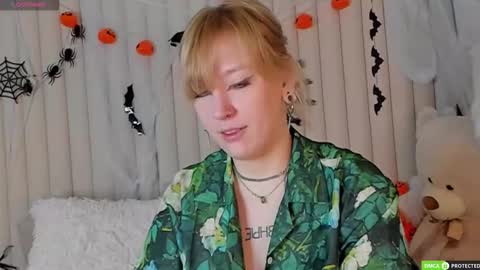 Snapshot of rachelcart chatting on October 29, 3:09 am RachelCart online show from October 29, 3:09 am