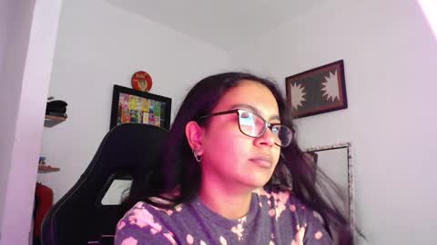 Snapshot of rachell_420 chatting on November 4, 11:09 am rachell_420 online show from November 4, 11:09 am