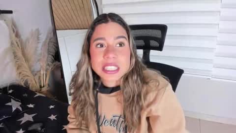 Rachell online show from November 5, 4:01 am