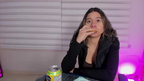 Rachell online show from November 16, 4:18 am