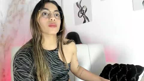 rachell_owen online show from November 22, 5:17 am