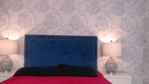 rachellparker_ online show from December 15, 11:25 am