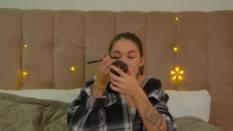 RachellSimpson online show from December 19, 7:18 pm