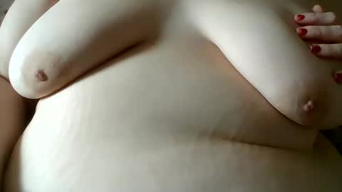 rachs_wardrobe online show from October 22, 3:34 pm