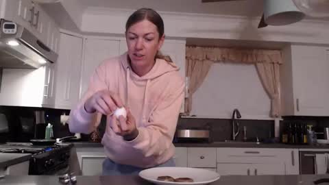 Racy Tracy online show from January 6, 2:21 pm