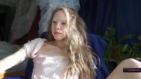 Snapshot of radiant_ada chatting on February 25, 11:31 am ada online show from February 25, 11:31 am