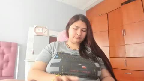 radiantgoddes online show from December 13, 1:12 pm