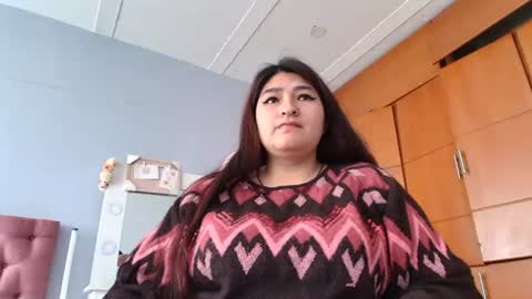 radiantgoddes online show from December 31, 4:25 pm