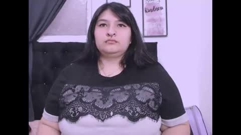 radiantgoddes online show from October 12, 9:47 pm