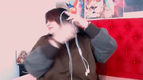 radiantgoddes online show from November 23, 4:18 pm