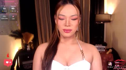 Snapshot of raeganclinton chatting on February 14, 6:21 am raeganclinton online show from February 14, 6:21 am