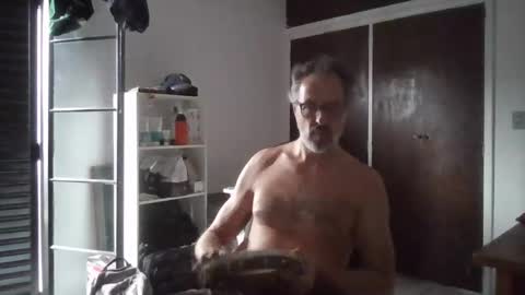 Big Uncle Jungle online show from December 1, 8:47 pm