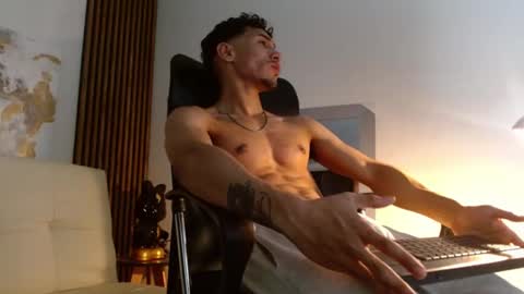 IG online show from January 17, 4:28 am