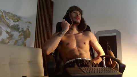 IG online show from January 31, 4:03 am