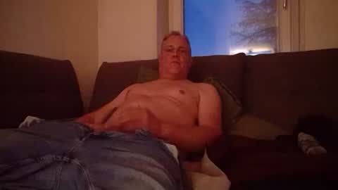 Snapshot of raffael303 chatting on September 19, 6:08 pm raffael303 online show from September 19, 6:08 pm