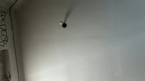 Snapshot of ragingzef69 chatting on December 25, 3:29 am Bigthickdickinvic online show from December 25, 3:29 am