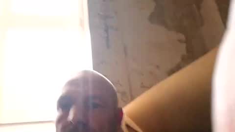 Snapshot of ragingzef69 chatting on January 16, 10:44 pm Bigthickdickinvic online show from January 16, 10:44 pm