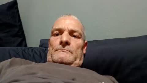 Snapshot of ragingzef69 chatting on March 10, 10:48 am Bigthickdickinvic online show from March 10, 10:48 am