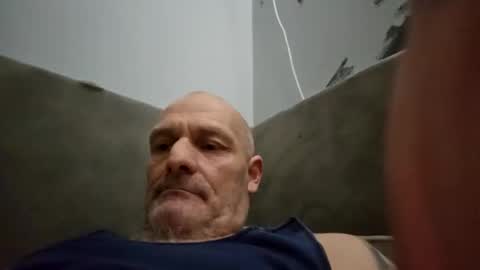 Bigthickdickinvic online show from May 17, 1:29 pm
