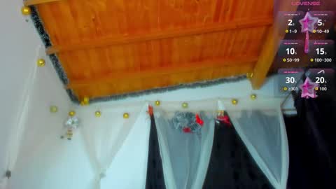 Snapshot of ragnarhot24 chatting on February 16, 11:56 pm Andres H online show from February 16, 11:56 pm