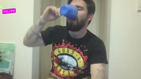 Snapshot of ragnor_vex chatting on December 9, 11:24 pm Ragnor vex online show from December 9, 11:24 pm