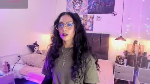 Raia online show from March 7, 3:36 am