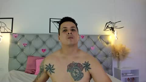 Snapshot of raiiaan_torricely chatting on March 16, 11:31 pm Rayan online show from March 16, 11:31 pm