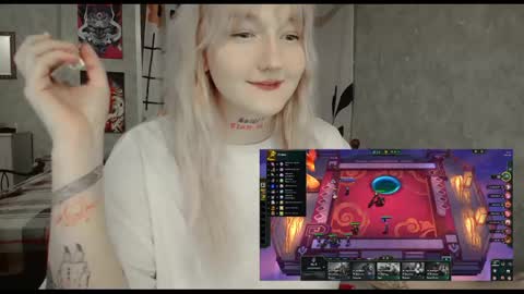 Snapshot of raiingurl chatting on February 17, 9:30 pm Kate online show from February 17, 9:30 pm