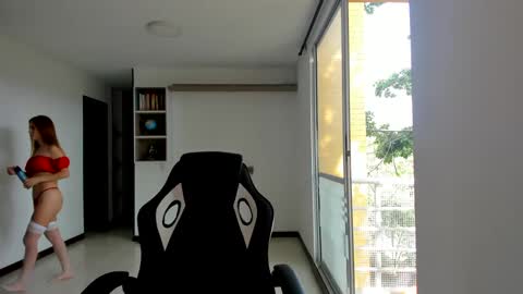 Snapshot of rainbow_jenny chatting on February 5, 8:35 pm Jennyindependent model . online show from February 5, 8:35 pm