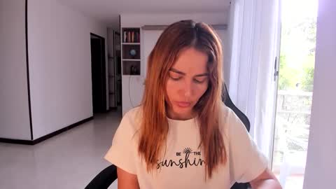 Snapshot of rainbow_jenny chatting on January 13, 3:06 pm Jennyindependent model . online show from January 13, 3:06 pm