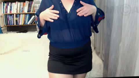 rainbowladyy online show from September 16, 7:31 am