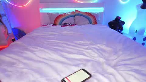 Mary Rainz online show from July 25, 4:54 am