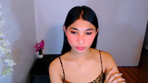 Snapshot of raindrizzle1706 chatting on November 21, 7:07 am raindrizzle1706 online show from November 21, 7:07 am