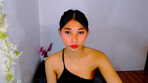 Snapshot of raindrizzle1706 chatting on November 25, 6:52 pm raindrizzle1706 online show from November 25, 6:52 pm