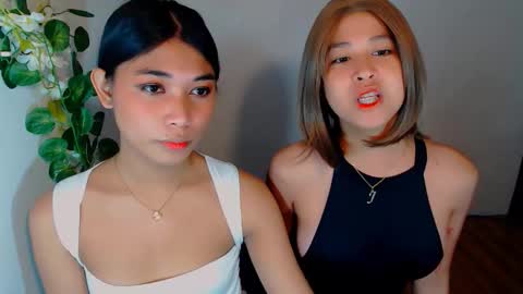 Snapshot of raindrizzle1706 chatting on November 28, 5:37 pm raindrizzle1706 online show from November 28, 5:37 pm