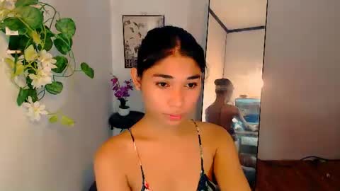 raindrizzle1706 online show from December 21, 5:20 pm