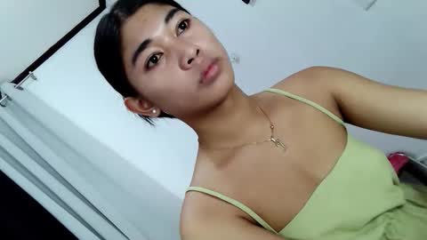 raindrizzle1706 online show from January 9, 3:09 am