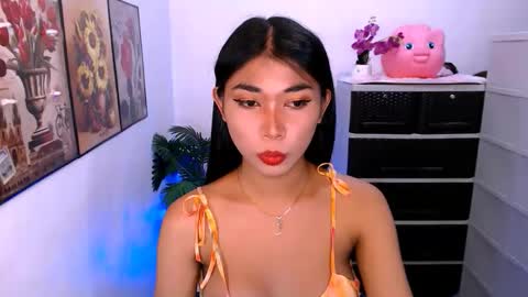 raindrizzle1706 online show from March 9, 3:38 pm