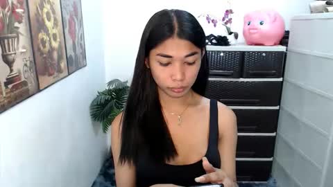 raindrizzle1706 online show from April 13, 2:11 pm