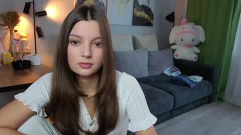 rainevi online show from April 5, 12:02 pm