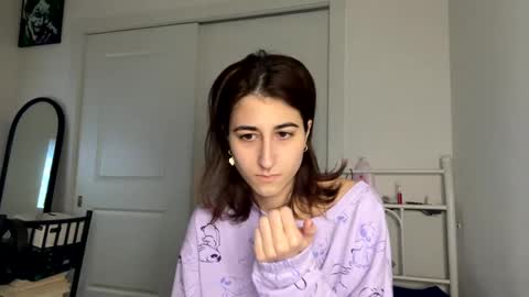 Snapshot of raiyvyn chatting on January 3, 3:38 am Ray Ray online show from January 3, 3:38 am