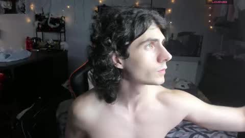 Snapshot of rakimaru chatting on November 9, 7:45 pm kirill online show from November 9, 7:45 pm